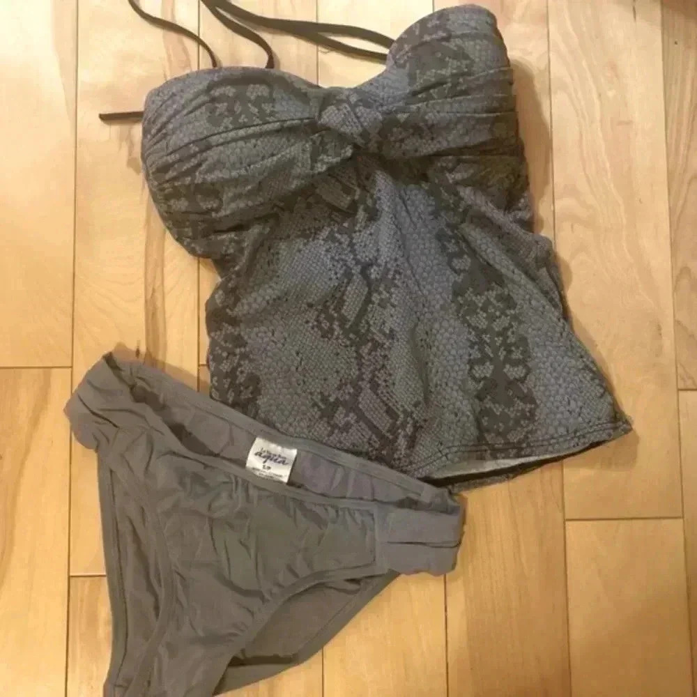 2/$25  Halter top tankini​​​